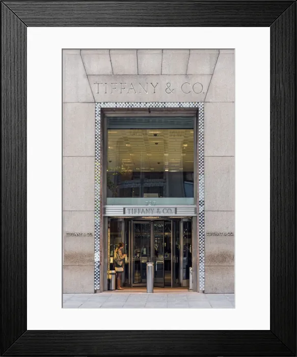 Framed Print : Tiffany and Co, jewelry store, Fifth Avenue, Manhattan, New York, USA Framed Print : Tiffany and Co, jewelry store, Fifth Avenue, Manhattan, New York, USA
