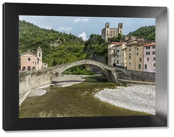 Europe, Italy, Liguria. Dolceacqua. The old bridge and castle
