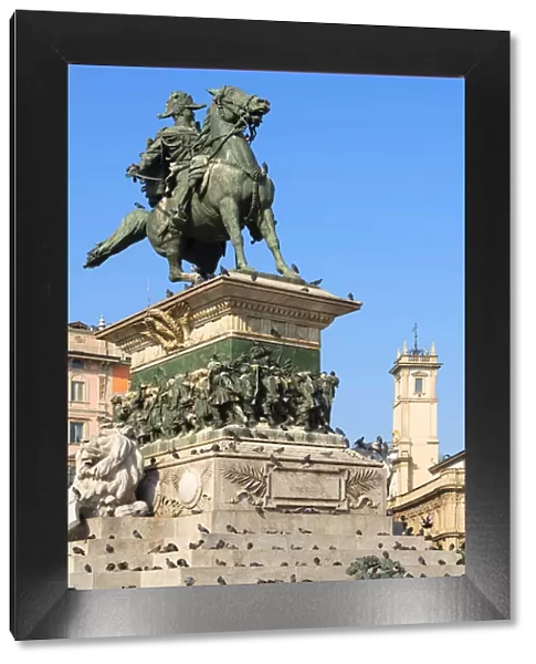 Statue Vittorio Emanuele II a cavallo at Piazza del Duomo, Milan, Lombardy, Italy