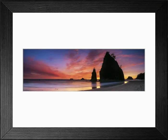 Framed Print : Sunset at Rialto Beach, Olympic National Park, Washington, USA Framed Print : Sunset at Rialto Beach, Olympic National Park, Washington, USA