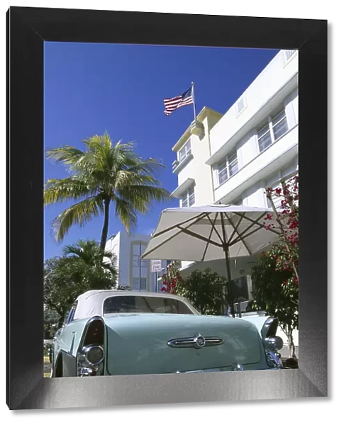 Vintage Car, Ocean Drive, Miami Beach, Miami, Florida, USA
