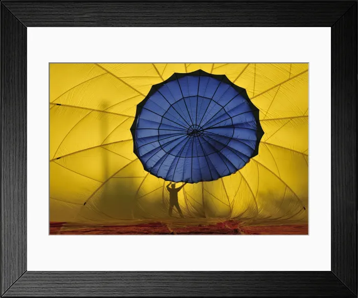 Framed Print : Balloons over Bend, Central Oregon, USA Framed Print : Balloons over Bend, Central Oregon, USA