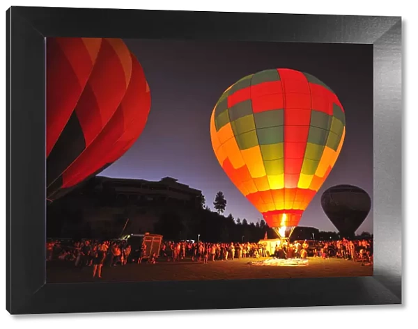 The night glow of Balloons, Bend, Central, Oregon, USA