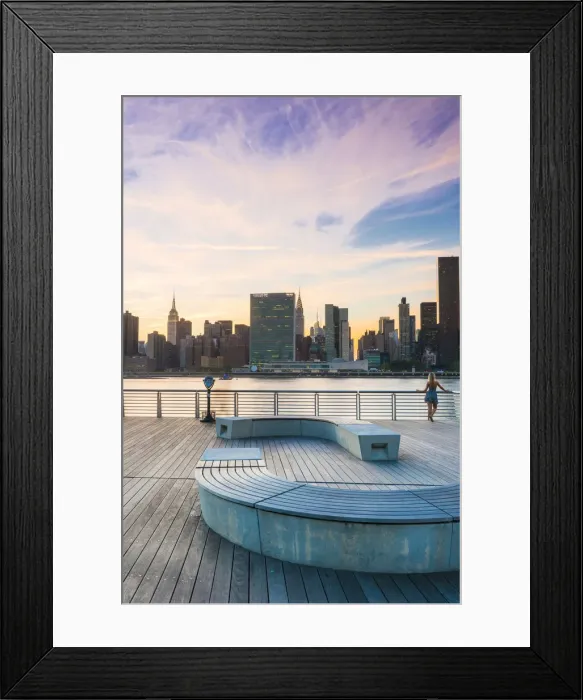 Framed Print : View of Manhattan skyline from Gantry Plaza, New York, USA Framed Print : View of Manhattan skyline from Gantry Plaza, New York, USA
