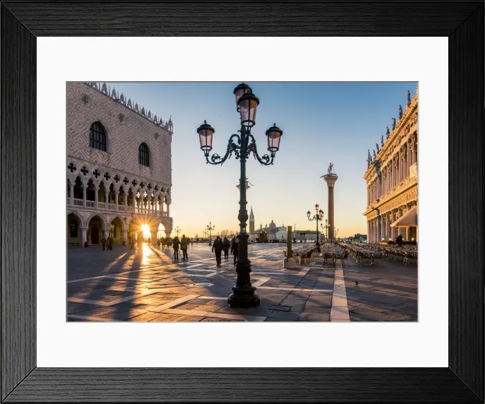 Framed Print : Venice, Veneto, Italy. Piazzetta San Marco and Doges palace at sunrise Framed Print : Venice, Veneto, Italy. Piazzetta San Marco and Doges palace at sunrise