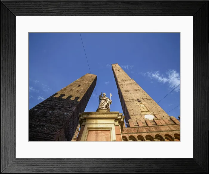 Framed Print : The Two Towers, Garisenda and Asinelli, Bologna, Emilia-Romagna, Italy Framed Print : The Two Towers, Garisenda and Asinelli, Bologna, Emilia-Romagna, Italy