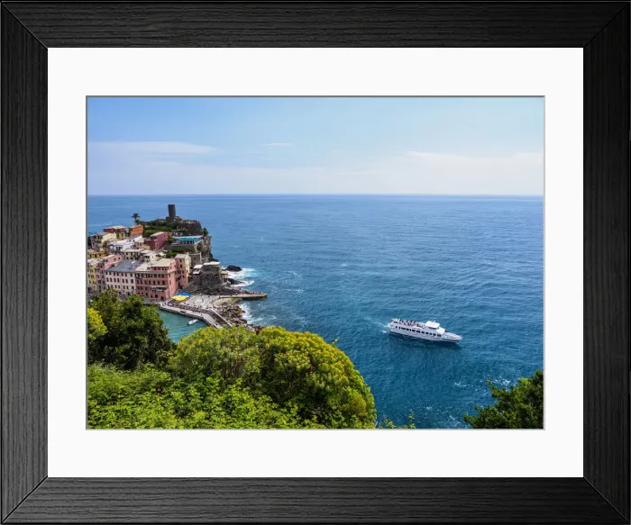 Framed Print : Cruise Ship by the coast of Vernazza, Cinque Terre, UNESCO World Heritage Site, Liguria Framed Print : Cruise Ship by the coast of Vernazza, Cinque Terre, UNESCO World Heritage Site, Liguria