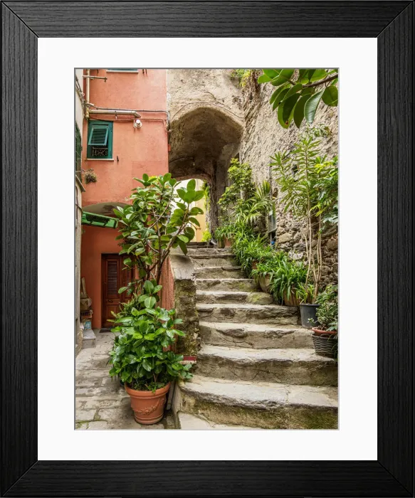 Framed Print : Narrow Street of Vernazza, Cinque Terre, UNESCO World Heritage Site, Liguria, Italy