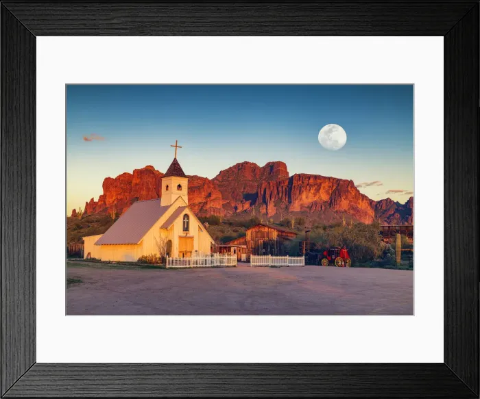 Framed Print : Moon over Elvis Memorial Chapel & Superstition Mountains, near Phoenix, Arizona, USA Framed Print : Moon over Elvis Memorial Chapel & Superstition Mountains, near Phoenix, Arizona, USA