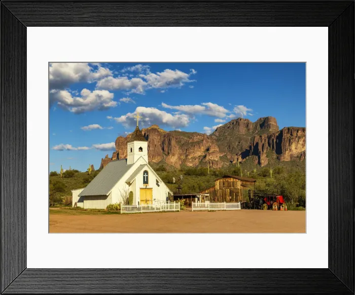 Framed Print : Elvis Memorial Chapel & Superstition Mountains, near Phoenix, Arizona, USA Framed Print : Elvis Memorial Chapel & Superstition Mountains, near Phoenix, Arizona, USA