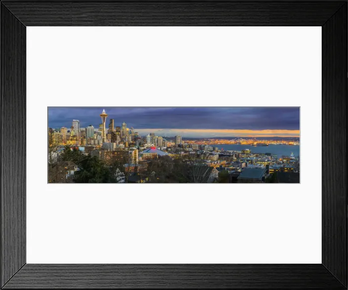 Framed Print : Panoramic view over Downtown skyline with Space Needle at dusk, Seattle, Washington, USA Framed Print : Panoramic view over Downtown skyline with Space Needle at dusk, Seattle, Washington, USA
