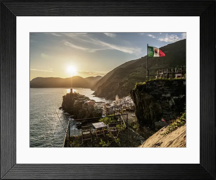 Framed Print : Vernazza at sunset, elevated view, Cinque Terre, UNESCO World Heritage Site, Liguria Framed Print : Vernazza at sunset, elevated view, Cinque Terre, UNESCO World Heritage Site, Liguria