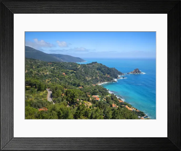 Framed Print : Coast of Monte Argentario near Spiaggia Le Cannelle, Maremma, Grosseto, Tuscany, Italy
