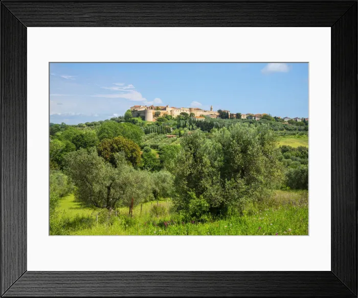 Framed Print : View at Magliano in Tuscany, Grosseto, Maremma, Tuscany, Italy Framed Print : View at Magliano in Tuscany, Grosseto, Maremma, Tuscany, Italy