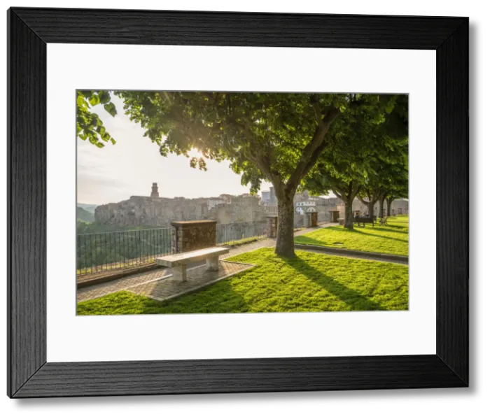 Framed Print : View at Pitigliano, Grosseto, Maremma, Tuscany, Italy