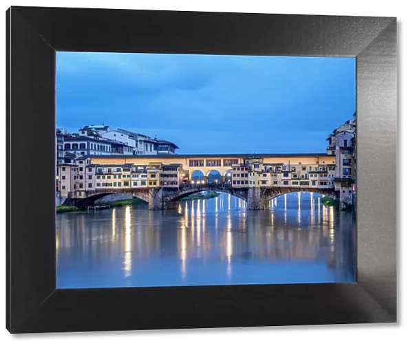 Ponte Vecchio and Arno River at dusk, Florence, Tuscany, Italy