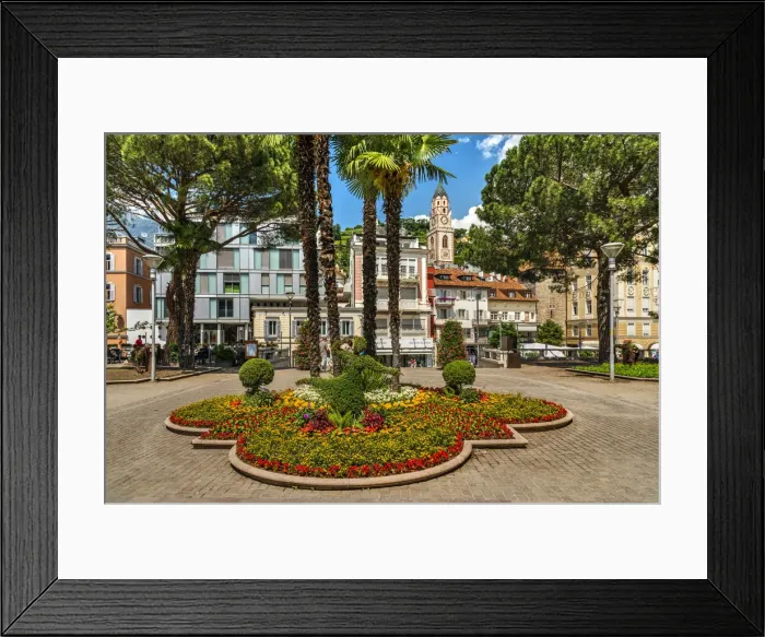 Framed Print : Merano - Meran, Trentino Alto Adige - South Tyrol, Italy Framed Print : Merano - Meran, Trentino Alto Adige - South Tyrol, Italy