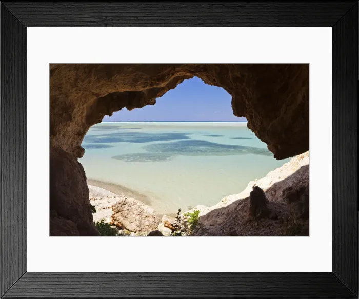 Framed Print : Yemen, Socotra, Sha ab, Qalansiah. A view of Detwah Lagoon