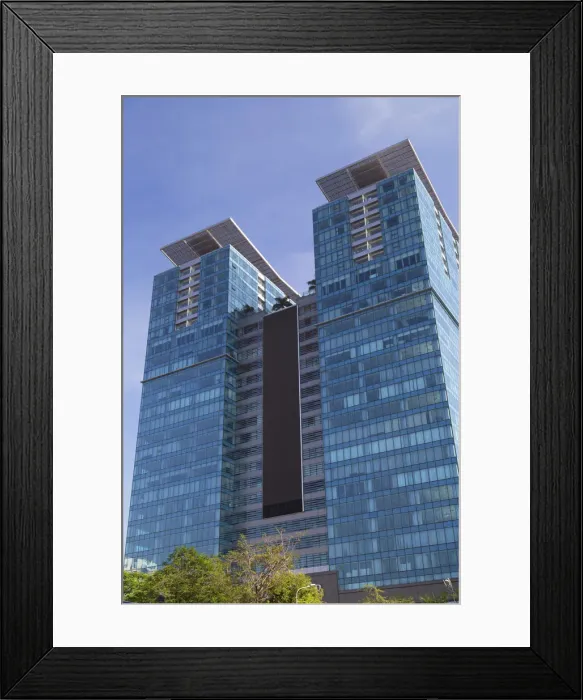 Framed Print : Vincom Centre, Ho Chi Minh City, Vietnam Framed Print : Vincom Centre, Ho Chi Minh City, Vietnam