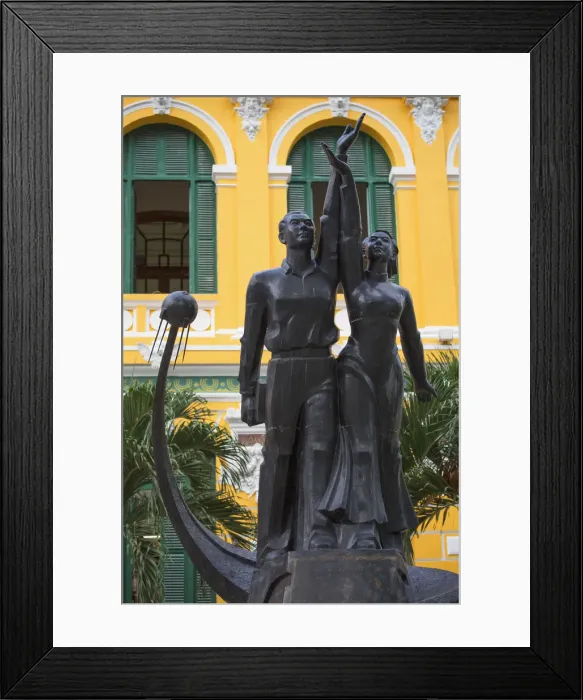 Framed Print : Statue outside Central Post Office, Ho Chi Minh City, Vietnam Framed Print : Statue outside Central Post Office, Ho Chi Minh City, Vietnam