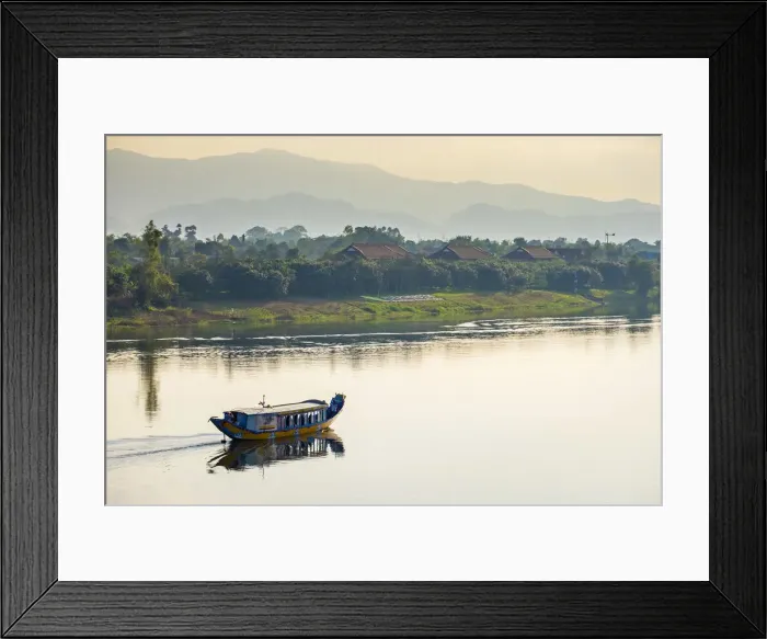 Framed Print : Dragon Boat on the Perfume River, Hue, Thua Thien-Hue Province, Vietnam Framed Print : Dragon Boat on the Perfume River, Hue, Thua Thien-Hue Province, Vietnam