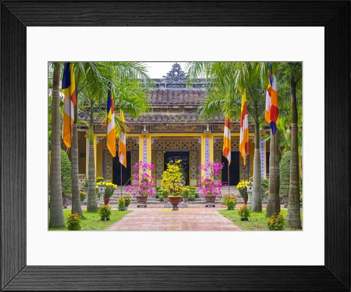 Framed Print : Dieu De Pagoda (Chua Dieu De) Buddhist temple in Hue, Thua Thien-Hue Province, Vietnam Framed Print : Dieu De Pagoda (Chua Dieu De) Buddhist temple in Hue, Thua Thien-Hue Province, Vietnam