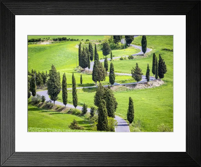 Framed Print : Monticchiello, Tuscany, Italy. Scenic road Framed Print : Monticchiello, Tuscany, Italy. Scenic road