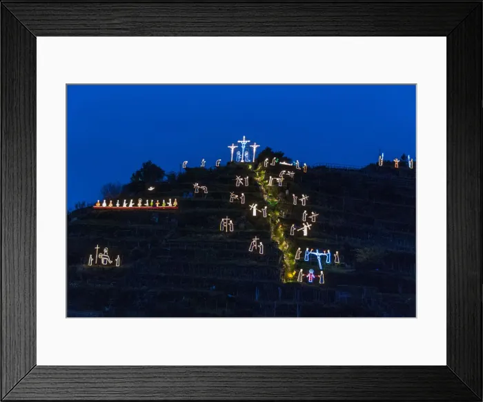 Framed Print : Italy, Cinque Terre, Manarola. Via crucis for easter Framed Print : Italy, Cinque Terre, Manarola. Via crucis for easter