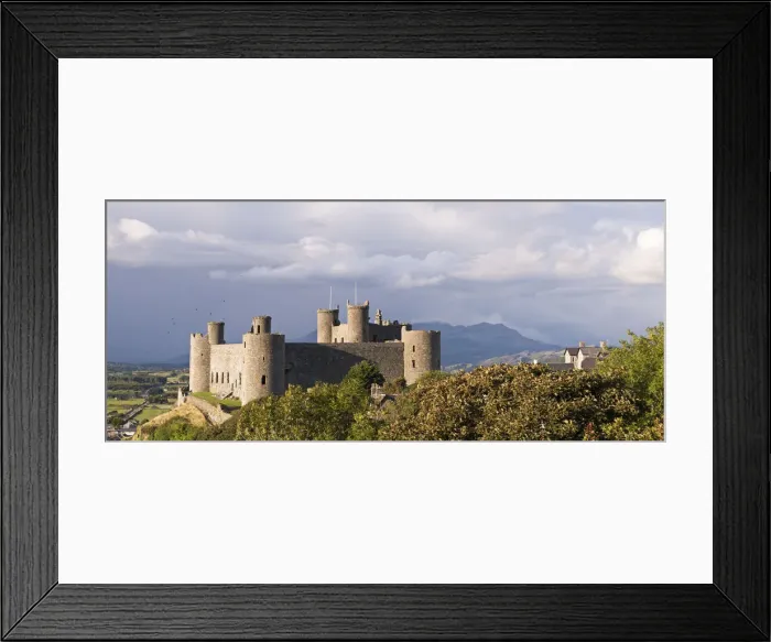 Framed Print : Harlech Castle in Snowdonia National Park, Wales. Autumn (September)