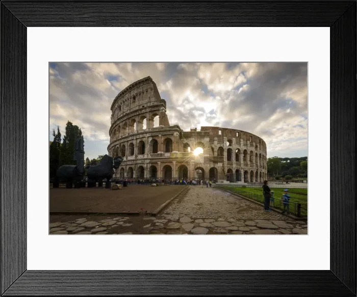 Framed Print : Sunrise view over Colosseum or Coliseum, Rome, Lazio, Italy Framed Print : Sunrise view over Colosseum or Coliseum, Rome, Lazio, Italy