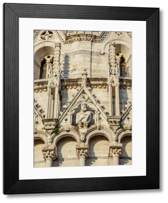 Framed Print : San Giovanni Baptistery, detailed view, Piazza dei Miracoli, Pisa, Tuscany, Italy Framed Print : San Giovanni Baptistery, detailed view, Piazza dei Miracoli, Pisa, Tuscany, Italy