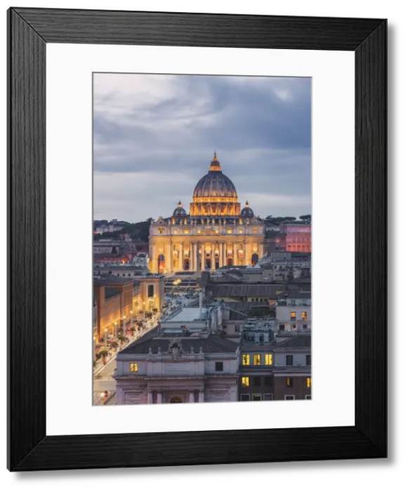 Framed Print : Rome, Lazio, Italy. High angle view of the Vatican City and St Peters Basilica Framed Print : Rome, Lazio, Italy. High angle view of the Vatican City and St Peters Basilica