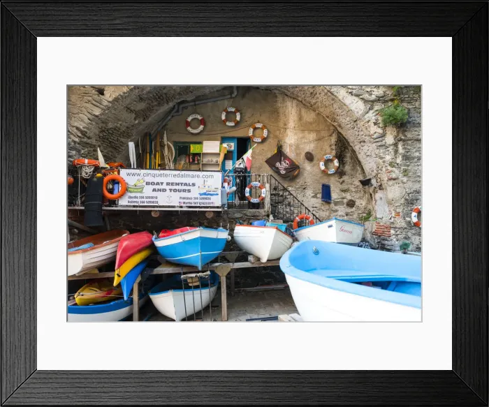 Framed Print : Manarola, Cinque Terre, Liguria, Italy Framed Print : Manarola, Cinque Terre, Liguria, Italy