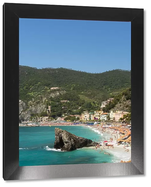 Busy beach in summer, Monterosso al Mare, Cinque Terre, Liguria, Italy