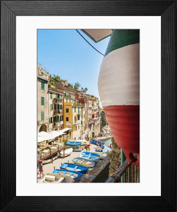 Framed Print : Manarola, Cinque Terre, Liguria, Italy Framed Print : Manarola, Cinque Terre, Liguria, Italy