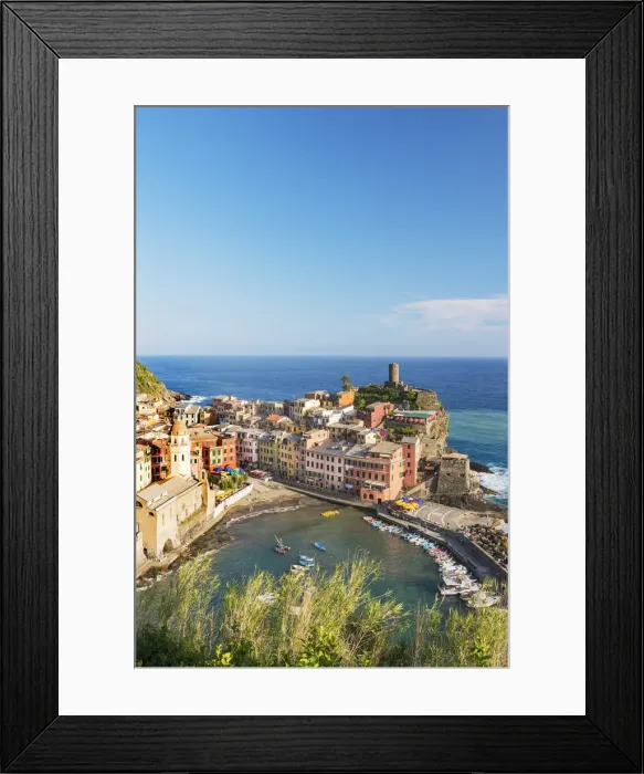 Framed Print : Vernazza, Cinque Terre, Liguria, Italy Framed Print : Vernazza, Cinque Terre, Liguria, Italy