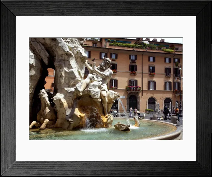 Framed Print : Fountain in Piazza Navona, Rome, Italy Framed Print : Fountain in Piazza Navona, Rome, Italy