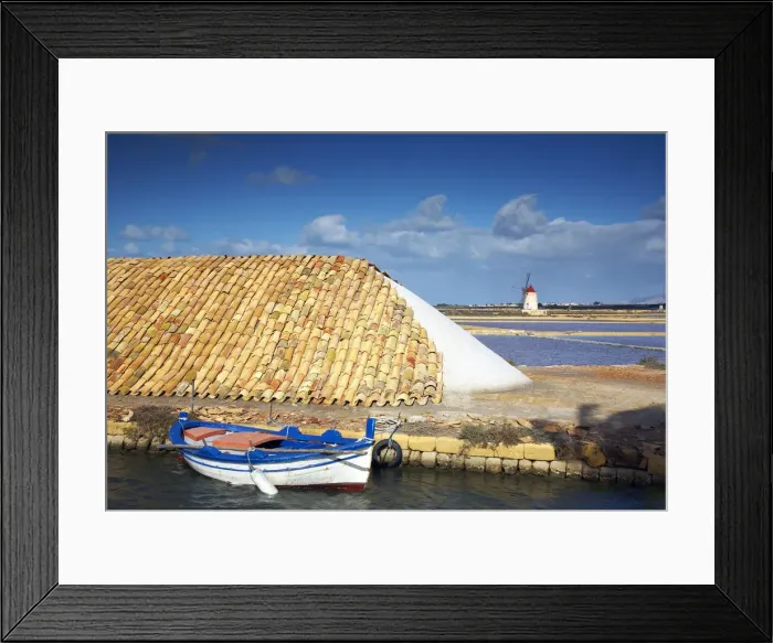 Framed Print : Windmill at Infersa Salt Pans, Marsala, Sicily, Italy