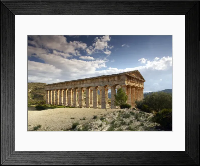 Framed Print : Doric Greek Temple, Segesta, Sicily, Italy Framed Print : Doric Greek Temple, Segesta, Sicily, Italy