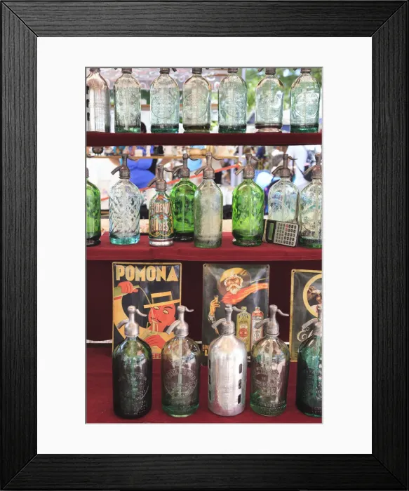 Framed Print : Argentina, Buenos Aires, San Telmo, traditional Sunday Market Framed Print : Argentina, Buenos Aires, San Telmo, traditional Sunday Market