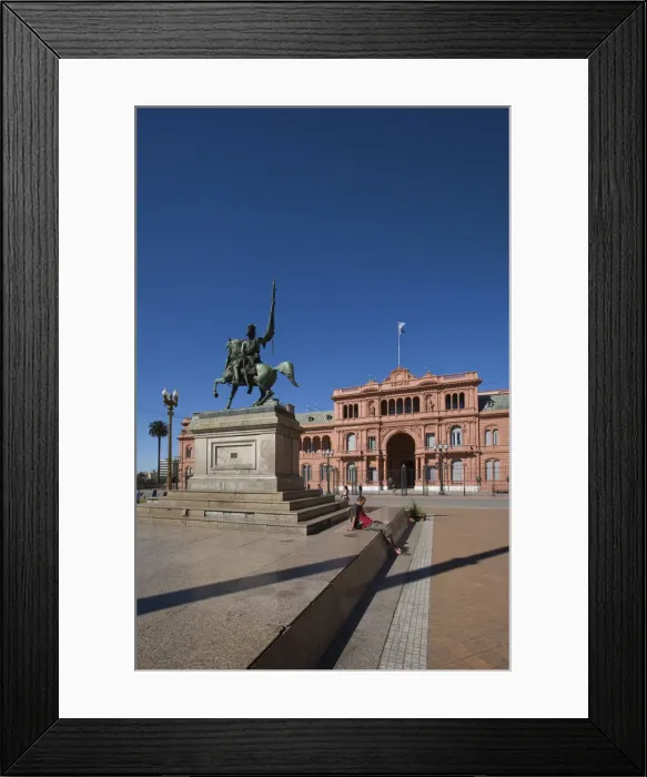 Framed Print : Casa Rosada and Monument to General Belgrano, Plaza de Mayo, Buenos Aires, Argentina Framed Print : Casa Rosada and Monument to General Belgrano, Plaza de Mayo, Buenos Aires, Argentina