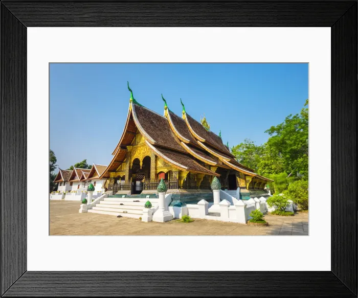 Framed Print : Wat Xieng Thong buddhist temple, Luang Prabang, Louangphabang Province, Laos Framed Print : Wat Xieng Thong buddhist temple, Luang Prabang, Louangphabang Province, Laos
