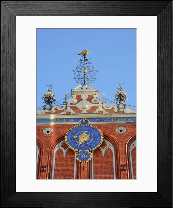 Framed Print : House of the Brotherhood of the Blackheads dating back to 1334, a Unesco World Heritage Framed Print : House of the Brotherhood of the Blackheads dating back to 1334, a Unesco World Heritage