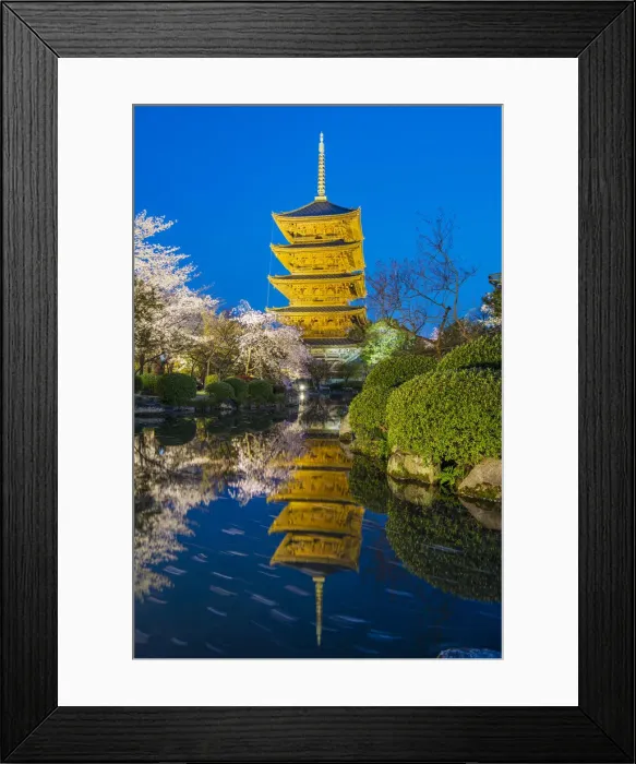 Framed Print : The pagoda of Toji Temple reflected in the pond at night, Kyoto, Japan Framed Print : The pagoda of Toji Temple reflected in the pond at night, Kyoto, Japan