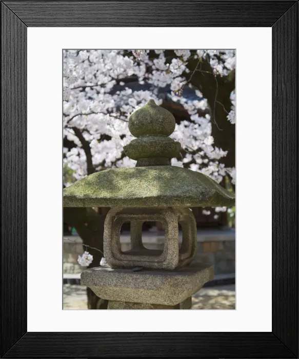 Framed Print : Stone lantern at Tocho-ji Temple, Fukuoka, Kyushu, Japan Framed Print : Stone lantern at Tocho-ji Temple, Fukuoka, Kyushu, Japan