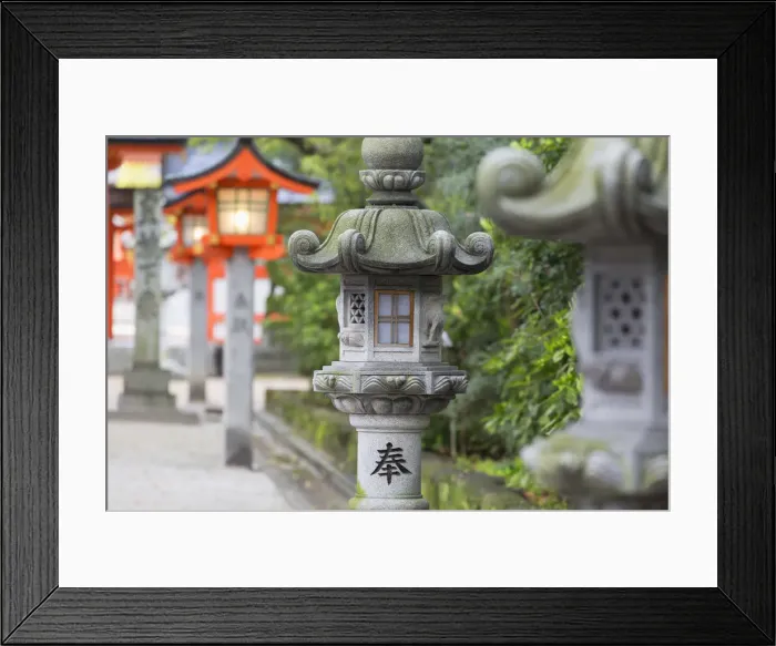 Framed Print : Stone lantern at Sumiyoshi Temple, Fukuoka, Kyushu, Japan Framed Print : Stone lantern at Sumiyoshi Temple, Fukuoka, Kyushu, Japan