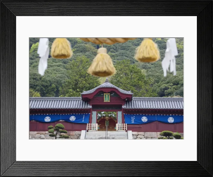 Framed Print : Hiroshimatoshogu Temple, Hiroshima, Hiroshima Prefecture, Japan Framed Print : Hiroshimatoshogu Temple, Hiroshima, Hiroshima Prefecture, Japan