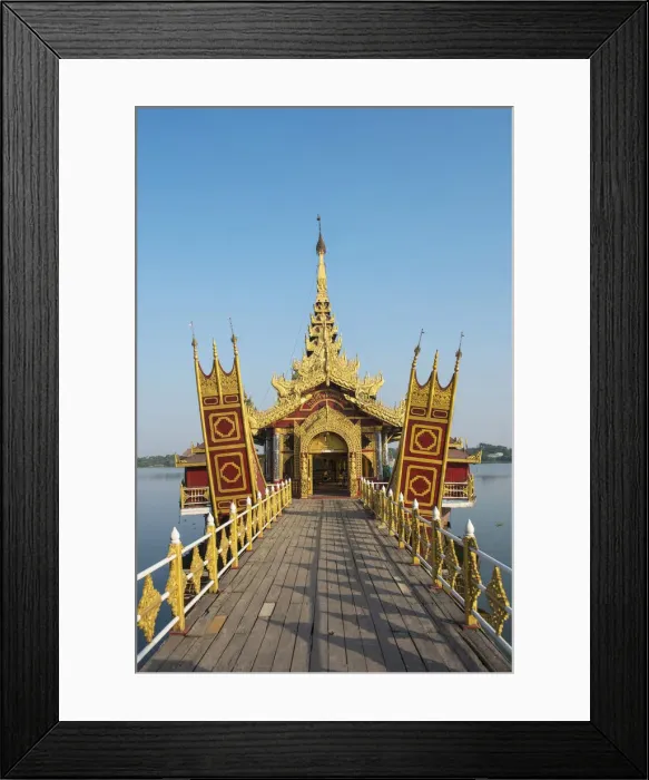 Framed Print : Mandalay, Myanmar (Burma). Pyi Gyi Mon Royal Barge in the Kandawgyi lake Framed Print : Mandalay, Myanmar (Burma). Pyi Gyi Mon Royal Barge in the Kandawgyi lake