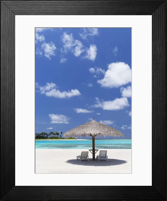 Framed Print : Parasol and sunloungers at Olhuveli Beach and Spa Resort, South Male Atoll, Kaafu Atoll Framed Print : Parasol and sunloungers at Olhuveli Beach and Spa Resort, South Male Atoll, Kaafu Atoll