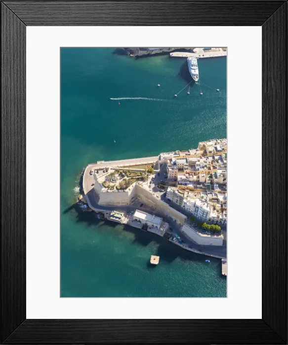 Framed Print : Malta, South Eastern Region, Valletta. Aerial view of Senglea, one of the Three Cities Framed Print : Malta, South Eastern Region, Valletta. Aerial view of Senglea, one of the Three Cities